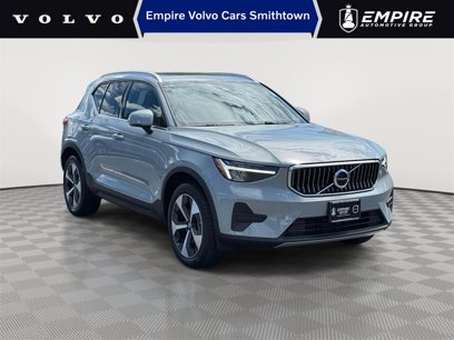 Used 2025 Volvo XC40 B5 Core w/ Protection Package Premier