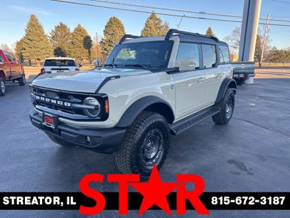 New 2025 Ford Bronco Outer Banks w/ Sasquatch Package