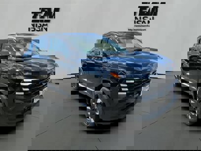 New 2025 Nissan Kicks SR w/ SR Premium Package