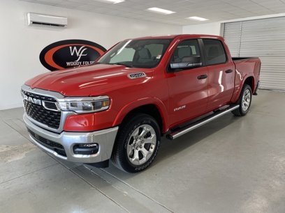 New 2025 RAM 1500 4x4 Crew Cab