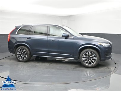 Used 2022 Volvo XC90 T5 Momentum w/ Advanced Package