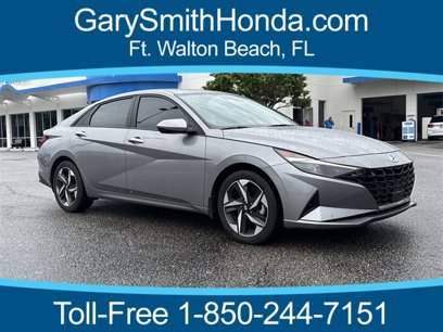 Used 2023 Hyundai Elantra SEL w/ Convenience Package