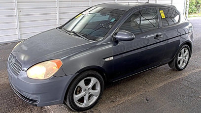 Used 2009 Hyundai Accent SE w/ Premium Equipment Pkg 4