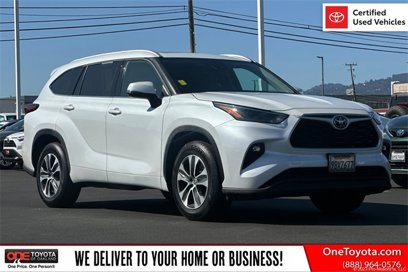 Certified 2022 Toyota Highlander XLE