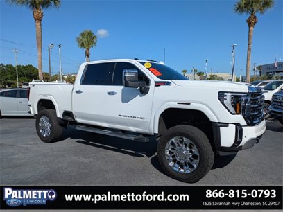 Used 2024 GMC Sierra 2500 SLT w/ SLT Premium Package