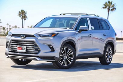 New 2025 Toyota Grand Highlander AWD Hybrid