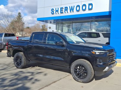 New 2025 Chevrolet Colorado Z71 w/ Midnight Edition