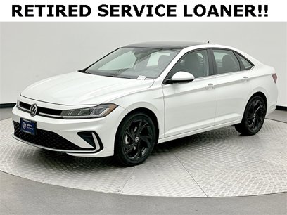 Certified 2025 Volkswagen Jetta SE