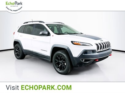 Used 2018 Jeep Cherokee Trailhawk w/ Comfort/Convenience Group