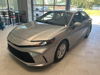 New 2025 Toyota Camry LE w/ Convenience Package
