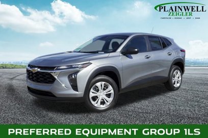 Used 2024 Chevrolet Trax LS w/ Driver Confidence Package