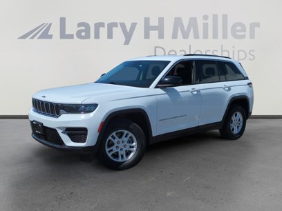 Used 2023 Jeep Grand Cherokee Laredo