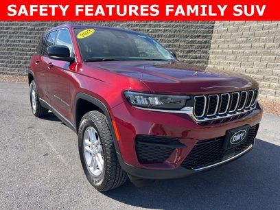 Used 2023 Jeep Grand Cherokee Laredo
