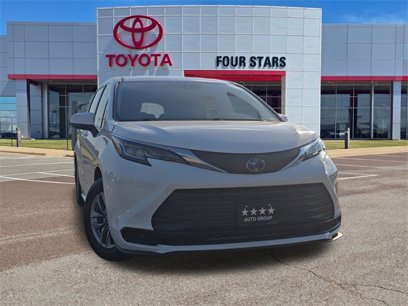 Used 2022 Toyota Sienna LE
