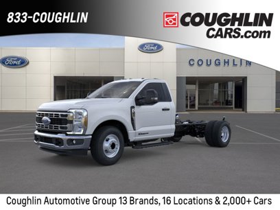 New 2025 Ford F350 XL w/ XL Chrome Package