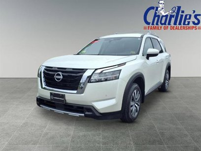 Certified 2024 Nissan Pathfinder SL