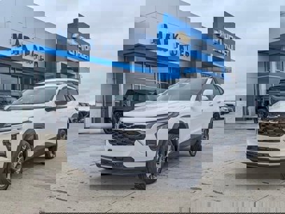 New 2025 Chevrolet Trax LT w/ LT Convenience Package