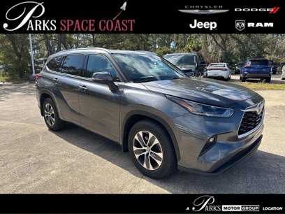 Used 2021 Toyota Highlander XLE