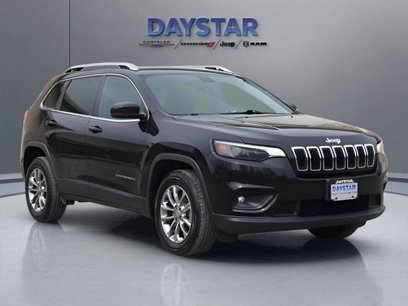 Used 2019 Jeep Cherokee Latitude Plus w/ Cold Weather Group