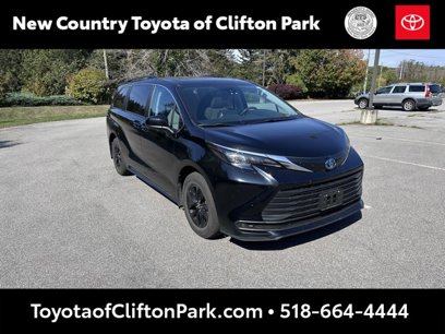 Used 2024 Toyota Sienna LE