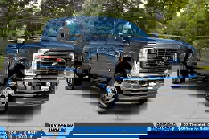 New 2025 Ford F350 XL w/ 360-Degree Camera Package