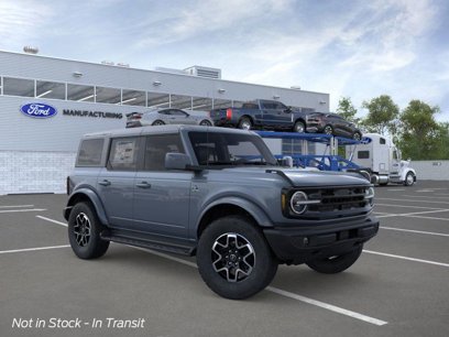 New 2025 Ford Bronco Outer Banks