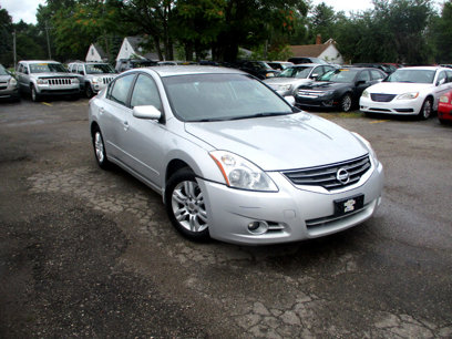 Used 2011 Nissan Altima 2.5 S w/ Special Edition Pkg