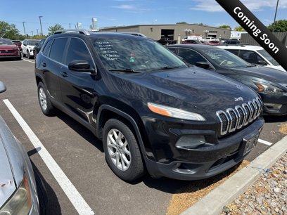 Used 2014 Jeep Cherokee Latitude w/ Comfort/Convenience Group