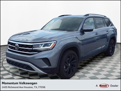 Used 2022 Volkswagen Atlas SE w/ Panoramic Sunroof Package