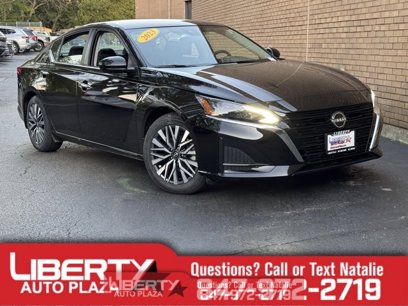 Used 2023 Nissan Altima 2.5 SV
