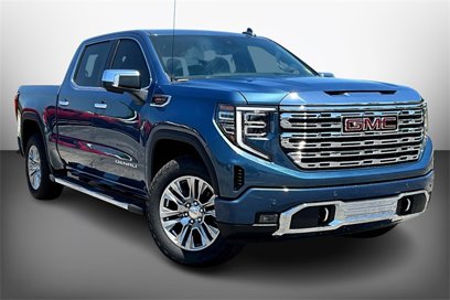 New 2025 GMC Sierra 1500 Denali w/ Technology Package