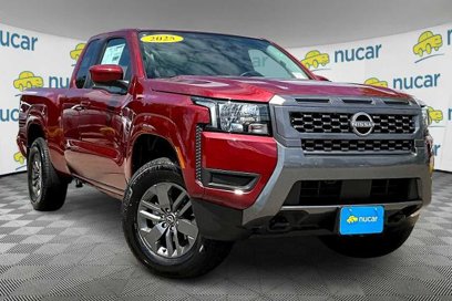 Used 2025 Nissan Frontier SV