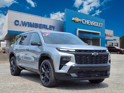 Certified 2024 Chevrolet Traverse RS w/ LPO, Floor Liner Package