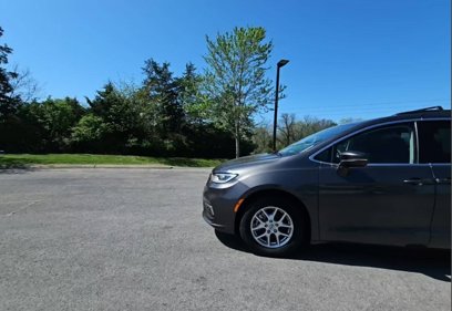 Used 2022 Chrysler Pacifica Touring-L