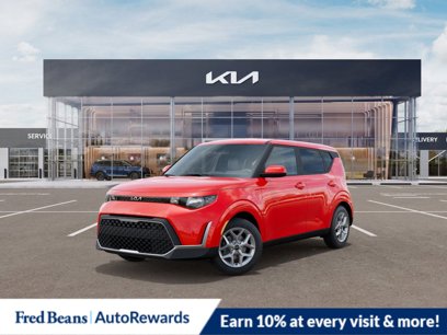 New 2025 Kia Soul LX
