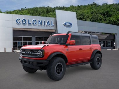 New 2024 Ford Bronco Outer Banks w/ Sasquatch Package
