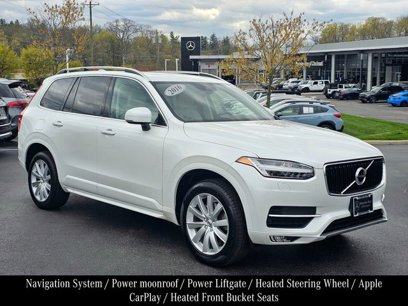Used 2016 Volvo XC90 T6 Momentum