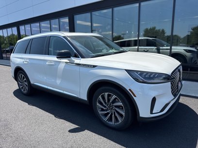 New 2025 Lincoln Aviator AWD