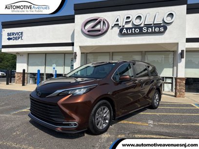 Used 2023 Toyota Sienna XLE