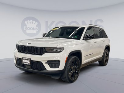 Used 2024 Jeep Grand Cherokee Altitude
