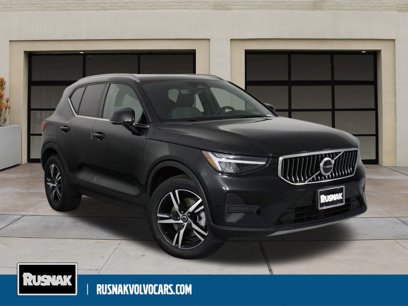 Certified 2025 Volvo XC40 B5 Core