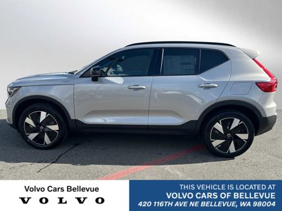 New 2025 Volvo EX40 Core w/ Climate Package