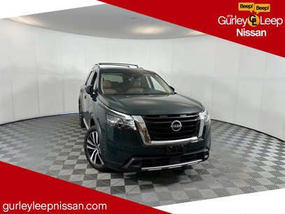 Used 2024 Nissan Pathfinder Platinum w/ Cargo Package