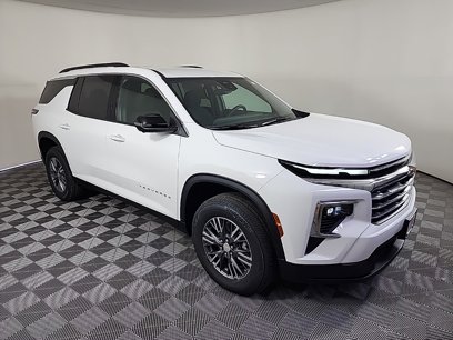 New 2025 Chevrolet Traverse LT w/ Driver Confidence Package