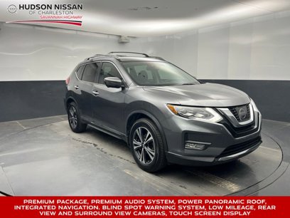 Used 2017 Nissan Rogue SL