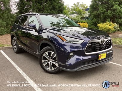 Used 2023 Toyota Highlander XLE