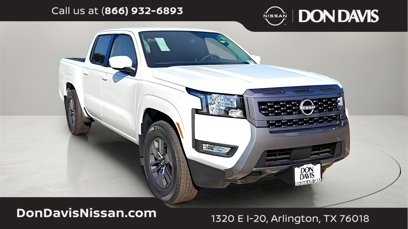 New 2025 Nissan Frontier SV w/ SV Convenience Package