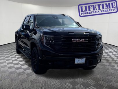 New 2025 GMC Sierra 1500 Elevation w/ Elevation Premium Package