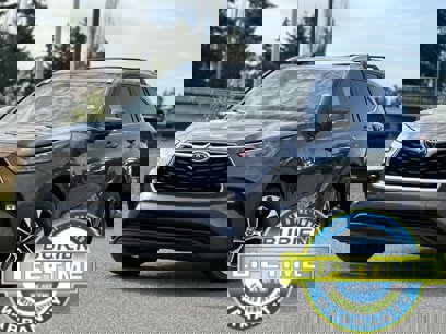 Used 2020 Toyota Highlander XLE