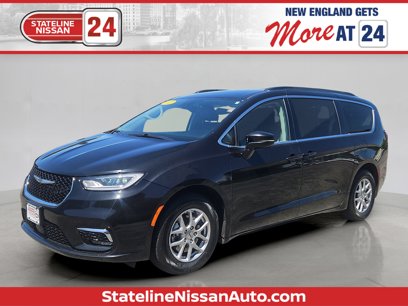 Used 2022 Chrysler Pacifica Touring-L